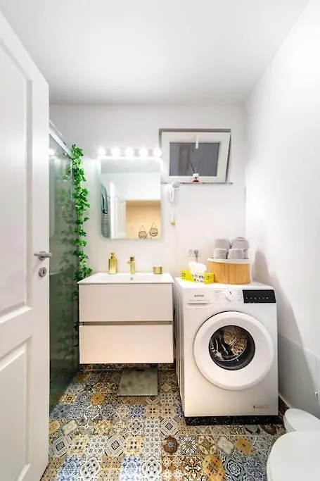Urban Oasis Cismigiu Apartment Bucureşti 0*,